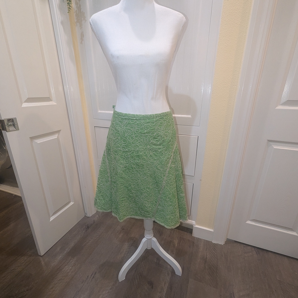 Elegant Green Lace Skirt
